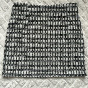 DIVIDED H&M PLAID SKIRT